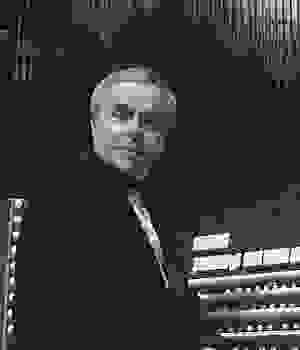 Robert Hebble Robert Hebble